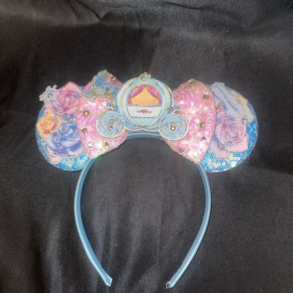 #1346 Disney Ears…Colorful Sequin Headband with Cinderella Carriage Design
